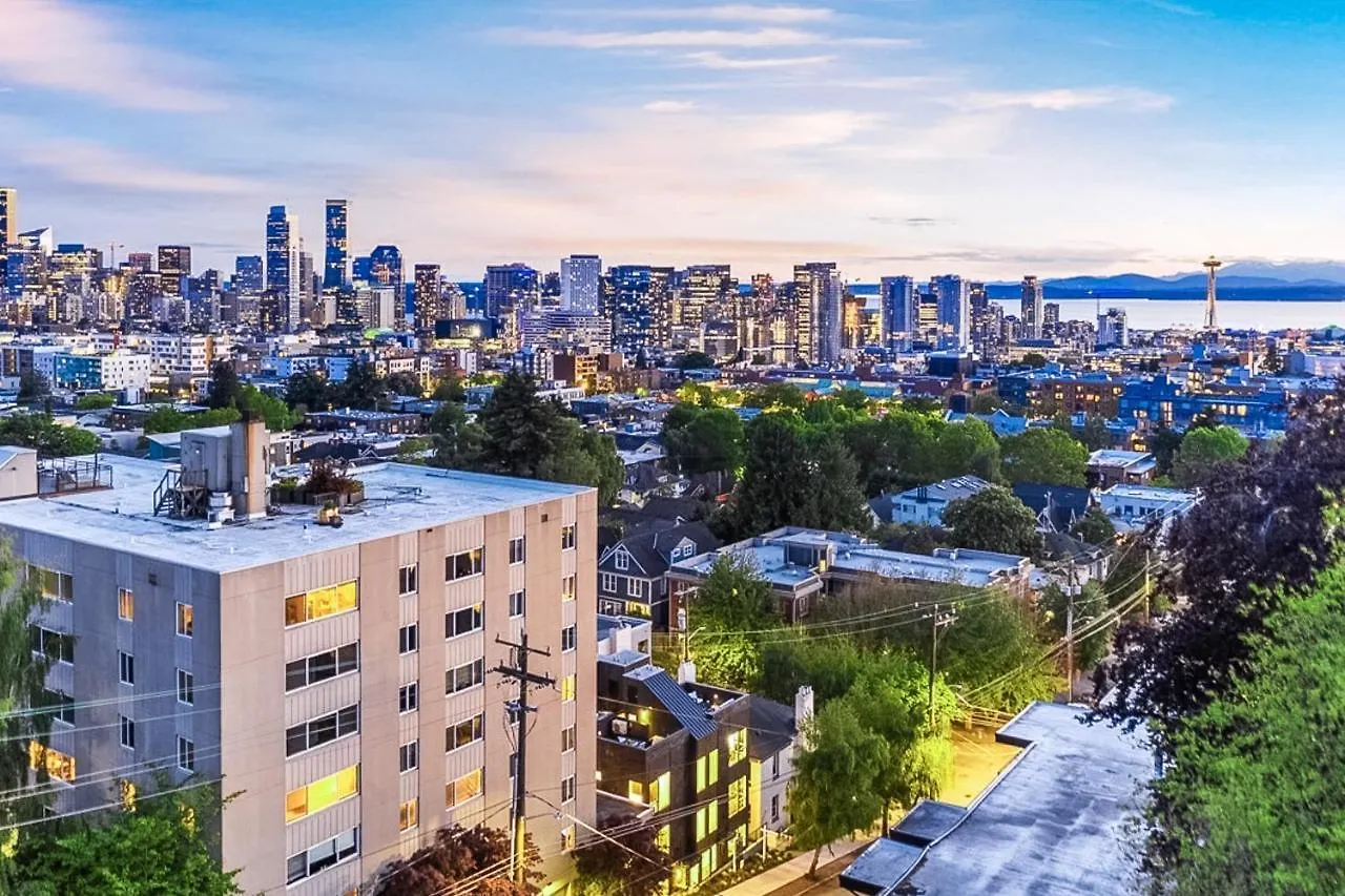Capitol Hill Rooftop R & R Villa Seattle